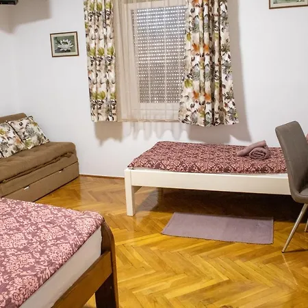 Zserbo Apartman- Poroszlo